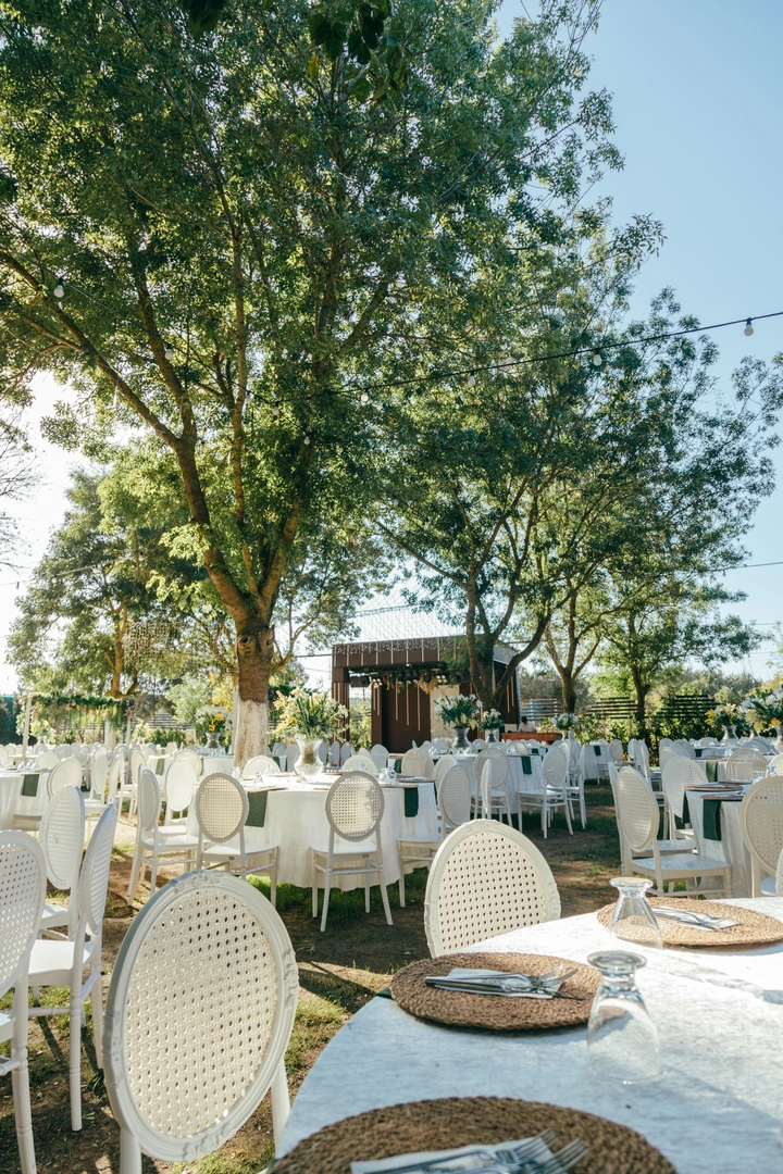 Galeri - Kır Bahçesi Mekanı